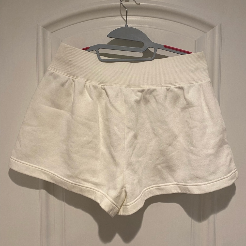Nike Fleece Shorts - Picture 2 of 4